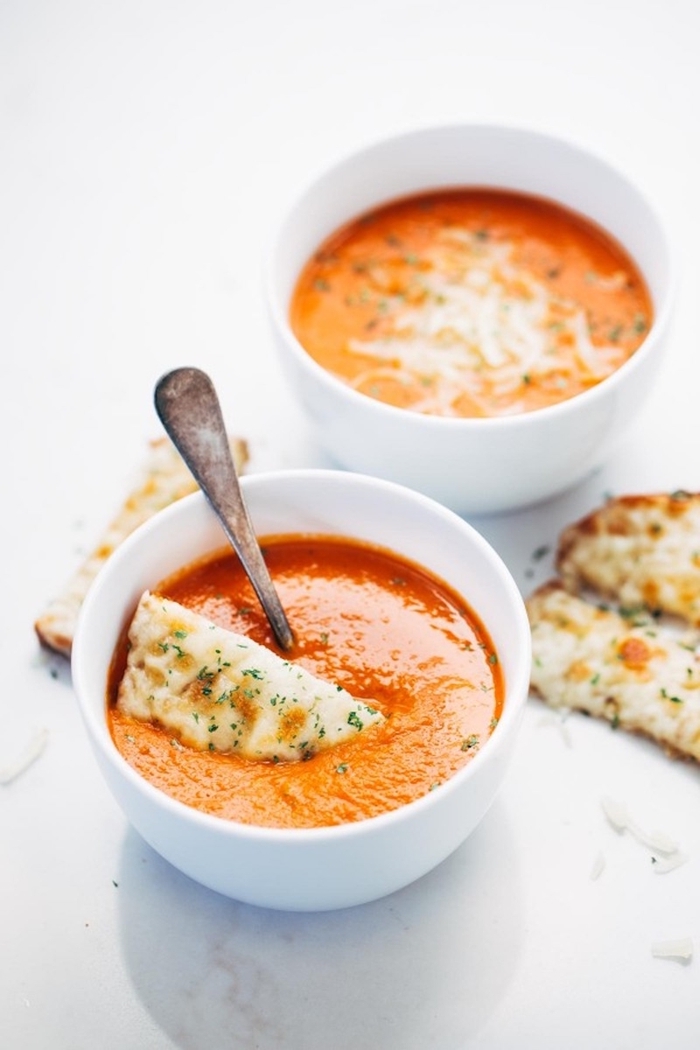 tomatensuppe mit reis leckere cremesuppe eifnache zubereitung suppe mit gemüse