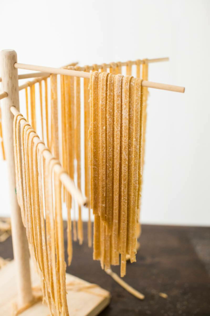 vollkornpasta selber machen rezept nudeln teig für spaghetti zubereiten