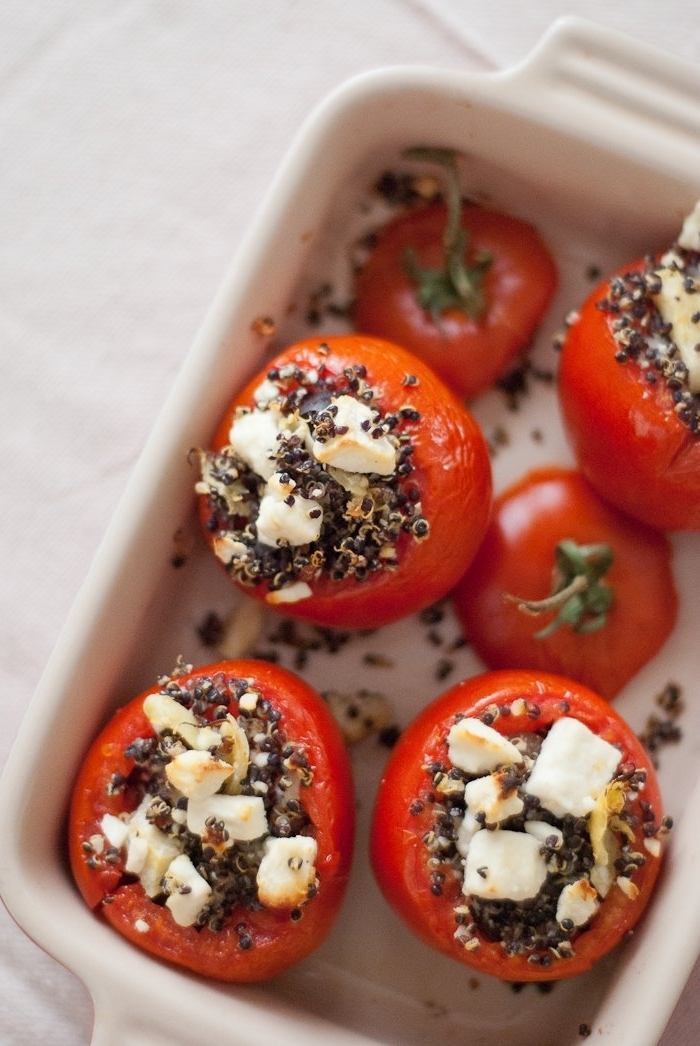 gefüllte tomatenmit feta und quinoa leckere abednessen ideen einfach und schnell