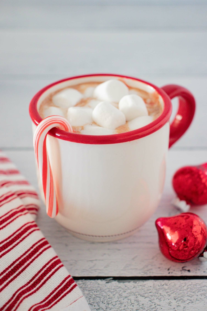 heiße schokolade mit marshmallows weihnachten rezept ideen und inspiration weihnachtsgetränk zubereiten