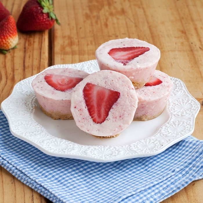 joghurt rezepte einfaches dessert cupcake ideen mit erdbeeren einfaches sommerdessert
