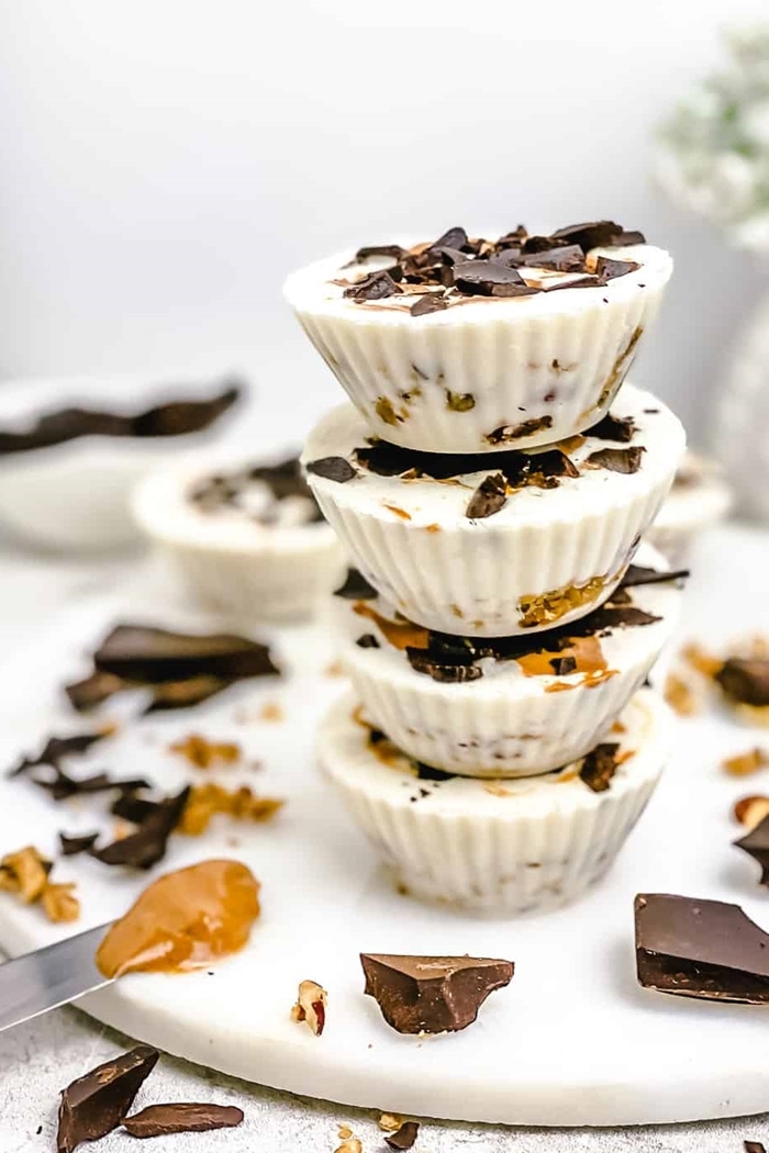 joghurt rezepte einfaches und gesundes dessert mit skyr erdnussbutter und schokolade