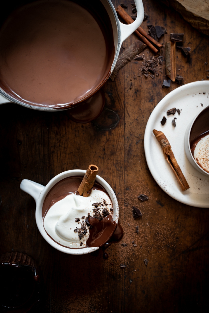 trinkschokolade selber machen mit zimt hot chocolate rezept weihnachten heißes getränk selber machen