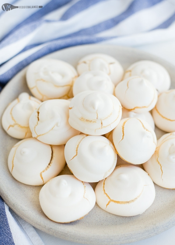 weißes meringue gebäck französische süßigkeiten traditionell selber machen baiser rezept einfach schnell hausgemacht