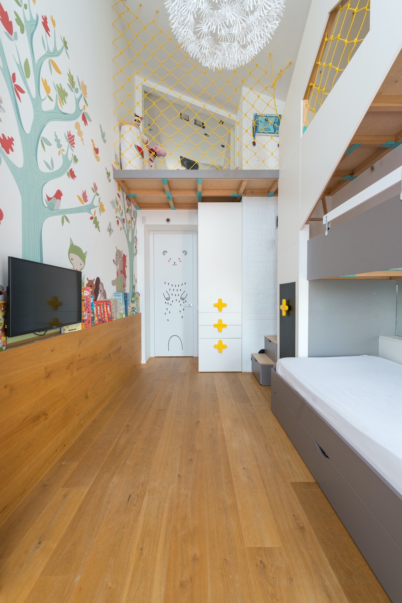 etagebett kinder hochbett mit schrank kinder hochbett hochbett jugendzimmer wnm group großes zimmer mit hochbett mit schrank weiß