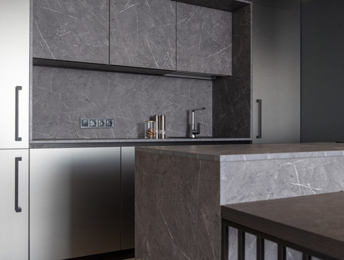 designerküchen vorteile kücheneinrichtung in grau monochrome farben