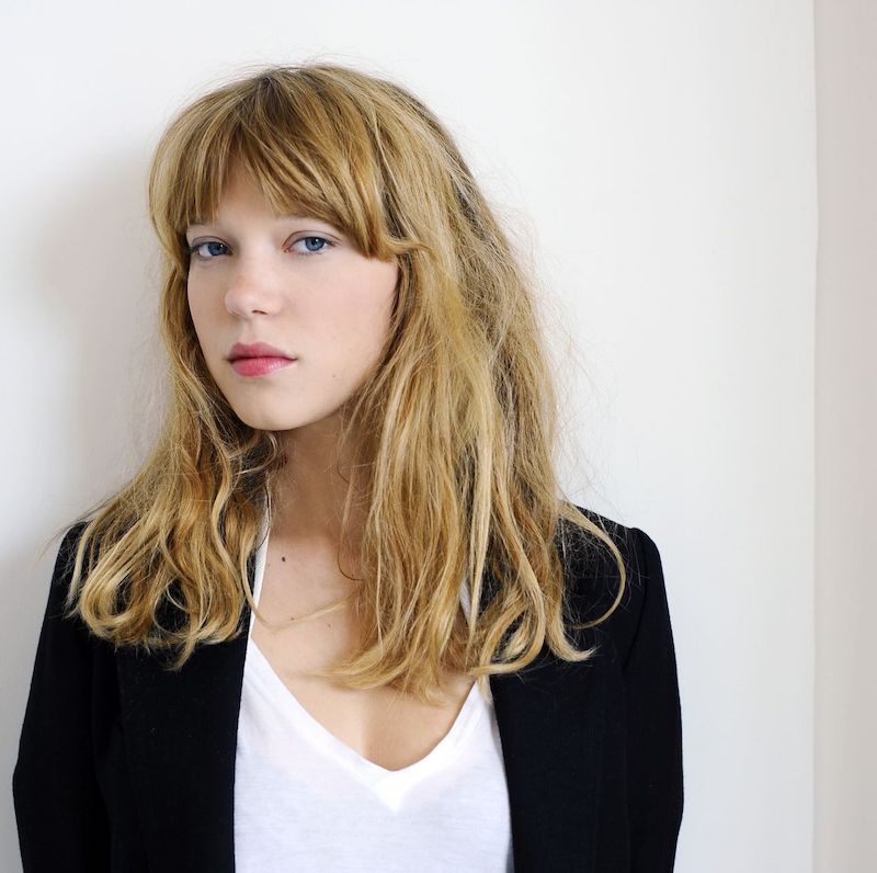 pony haare dünn lea seydoux blodes haar shirt und blazer