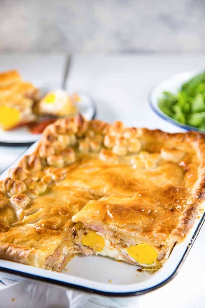 frühstück buffet brunch aus blätterteig eiern und schinken schnelle zubereitung casserolle