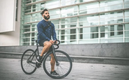 was ist das beste fahrradmarke santafixie raval fixie singlespeed mann mit kurzhosen fährt rad