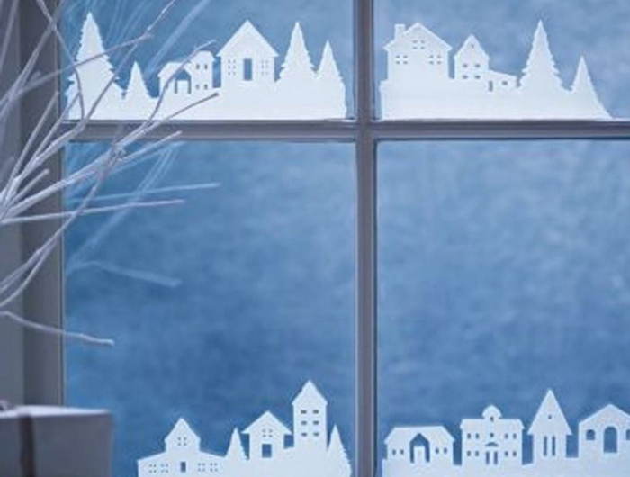 fenster stilvoll dekorieren deko für fensterbank fenster mit weihnachtlichen figuren aufkleben