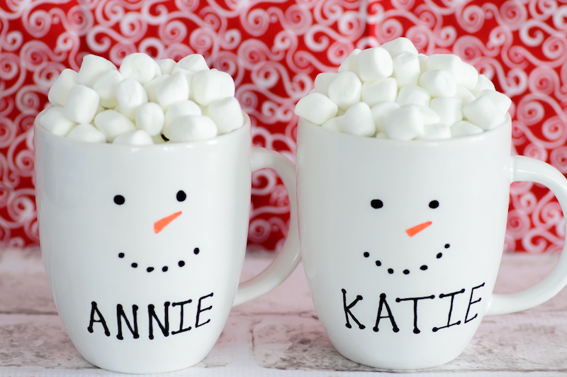 selbstgemachte weihnachtsgeschenke originelle weihnachtsgeschenke selber machen zwei kaffeetassen mit marshmallow