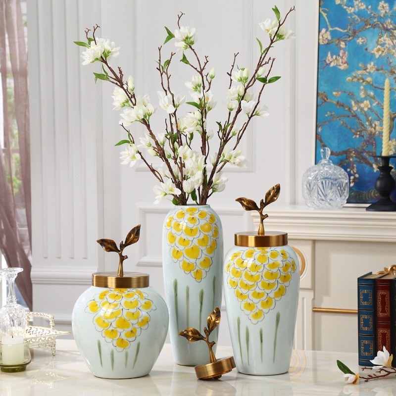 vasen dekorieren mit ästen stilvolle deko fürs zimmer zimmerdeko ideen