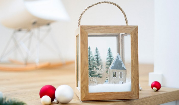 weihnachtsdeko selber machen deko fensterbank laterne aus bilderrahmen basteln