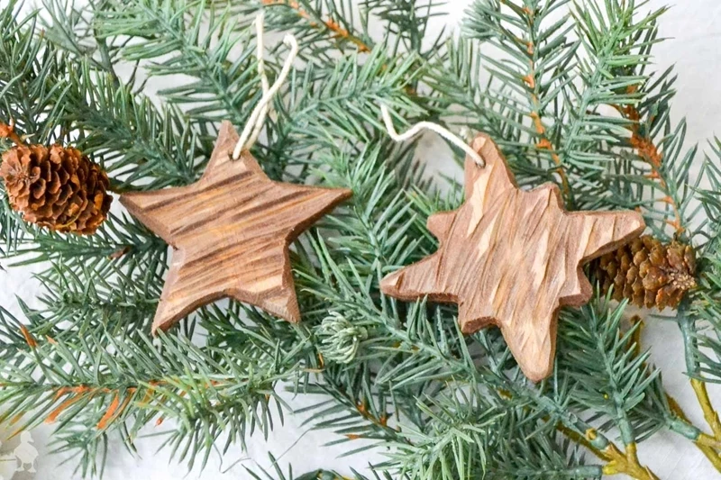 basteln für weihnachten weihnachtsbaumschmuck aus holz diy anleitung