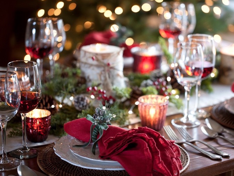 tischdeko für weihnachten im rot eine schöne tradition für den fest