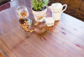 Tischschutzfolien - eine pflegeleichte Weise, die Tische im Haus kratzfrei zu halten