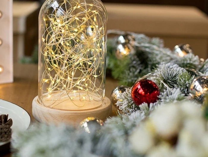 weihnachtdeko im glas mit licherkette tischdeko zu weihnachten ideen