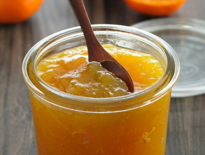 mandarinenmarmelade im einmachglas