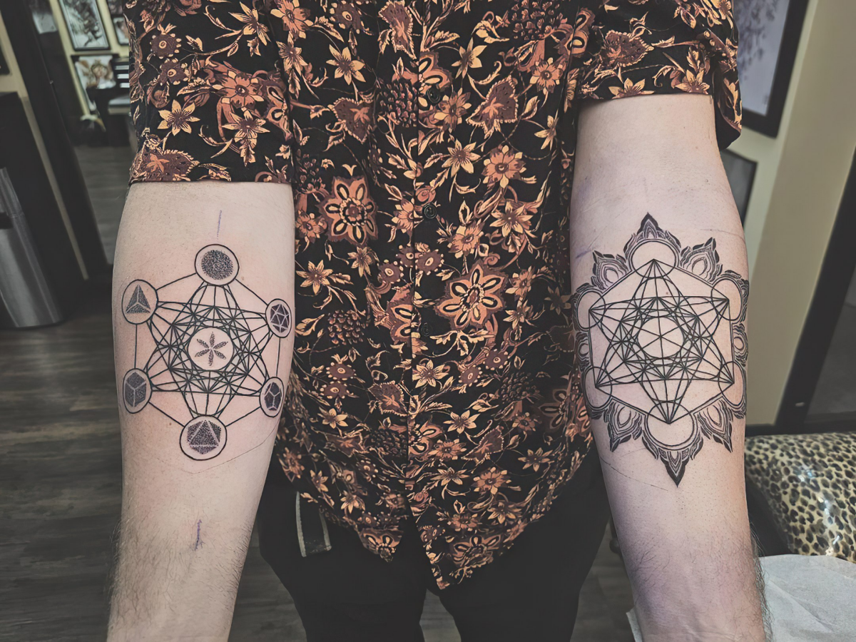 coole geometrische tattoos instaammo