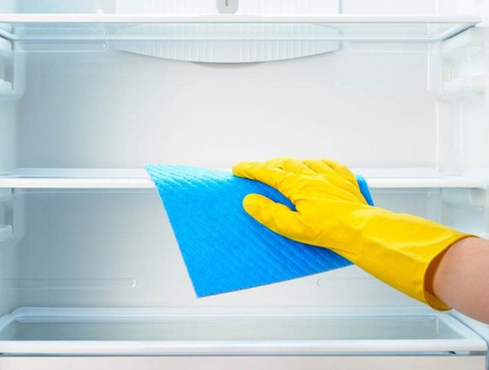 kühlschrank säubern wie geht es schritt für schritt saubermachen.jpg