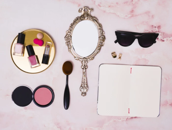 welcher kosmetikspiegel ist der beste wie fiunktioniert spiegel vergrößerung kosmetikspiegel online de tisch mit make up handspiegel sonnenbrille