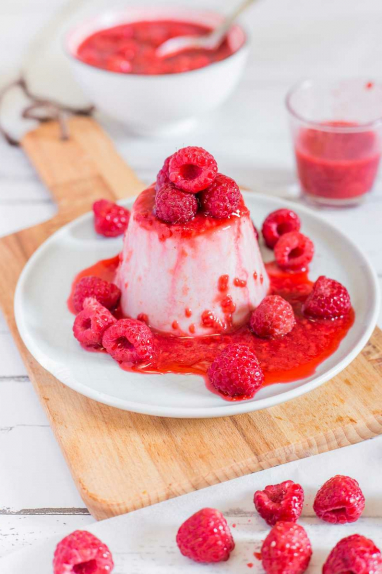 Köstliche Rezepte für Panna Cotta mit Himbeeren