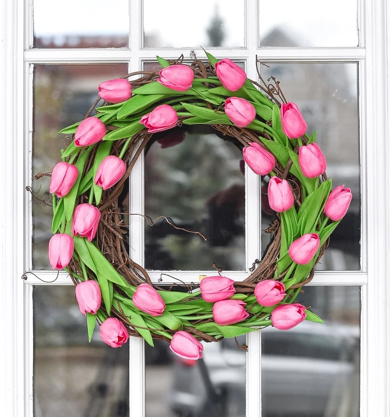 frühlingsdeko aus naturmaterialien selber machen diy kranz mit rosa tuplen