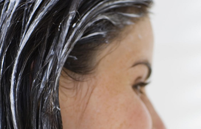 haarkur fuer den fruehling hausmittel gegen spröde haare