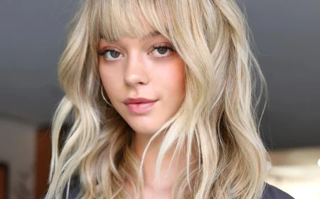 long bob mit pony 2024 trenddige damenfrisuren blonde haare hirohair