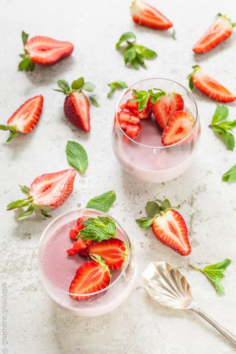 panna cotta ohne gelatine nachtisch mit erdbeeren gesundes dessert