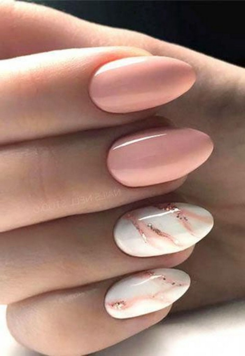 welche nagelform ist 2021 modern sind gelnägel im trend nageldesign ideen marmor nägel rosa