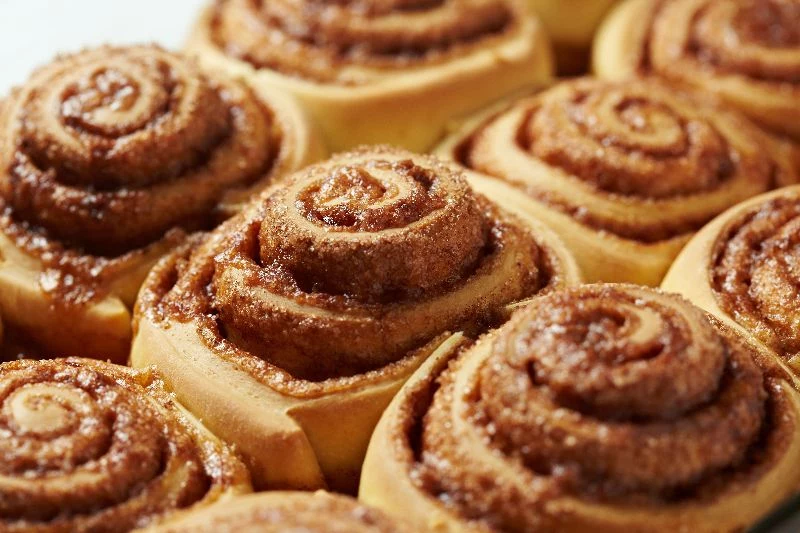 zimtschnecken mit apfelmus im backofen backen