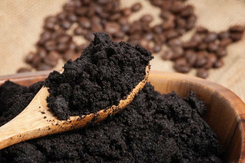 5 verbrauchter kaffeesatz gegen maulwurf im garten ideen und tipps