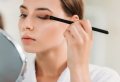 Jünger schminken: Die besten 5 Tipps mit vorher und nachher Bildern