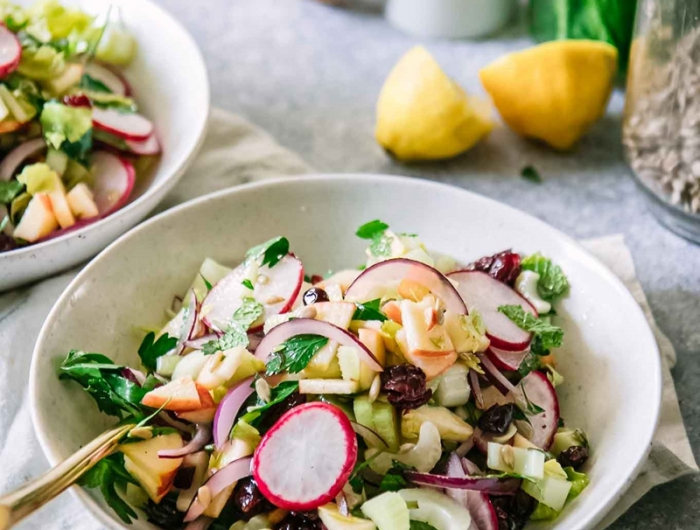 staudensellerie rezepte salat gesunder selleriesalat mit radieschen