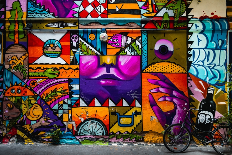 street art berlin grosse graffiti streetat kunstwerk