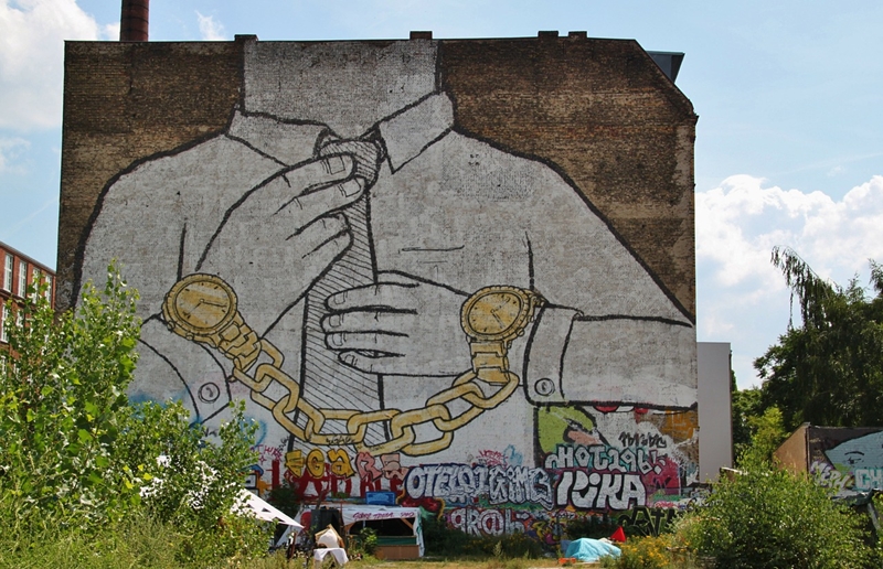 street art graffiti man mit kette grosse wand wallart