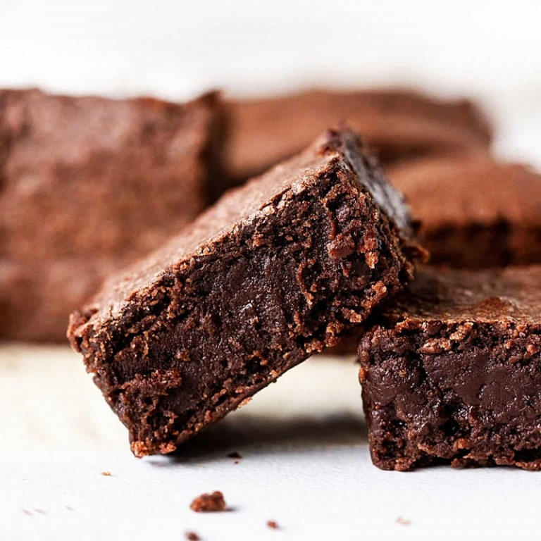 Wie macht man Brownies ohne Schokolade? Die 5 besten Rezepte!