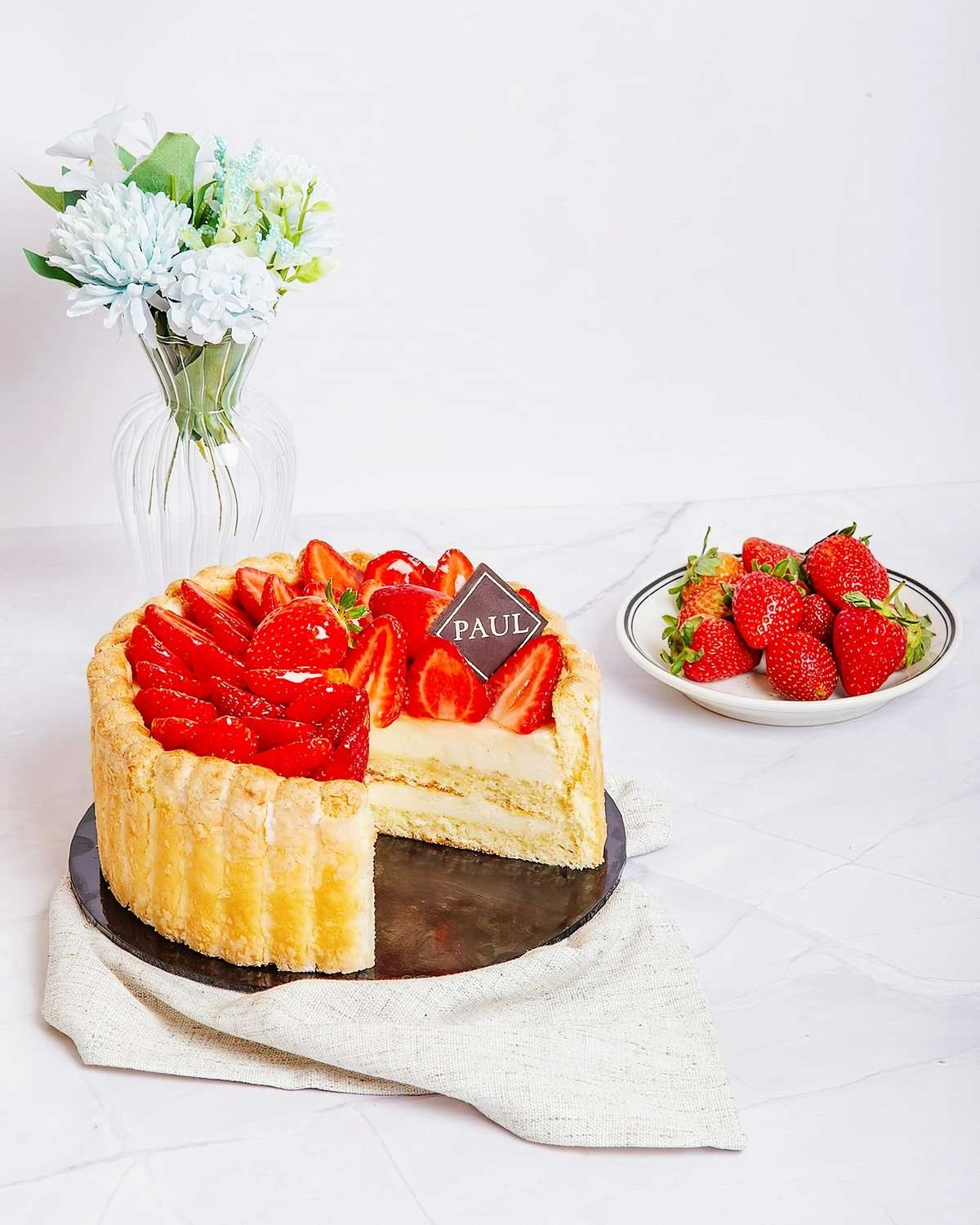 einfache tortendeko mit buiscotten und erdbeeren beerentorte selber machen paul.malaysia