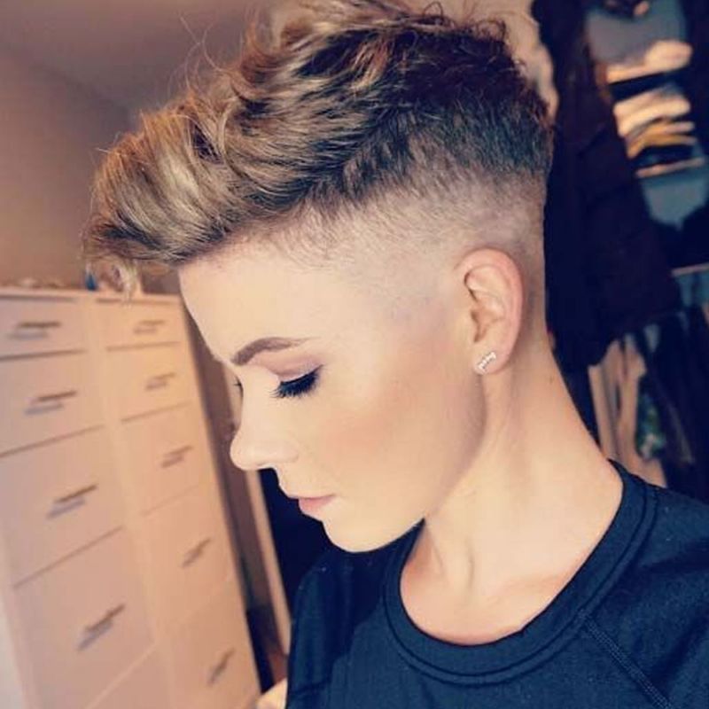 kurzhaarfrisuren mit undercut für frauen ab 30