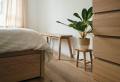 Massivholzbetten: Worauf müssen Sie bei der Auswahl eines Bettes achten?