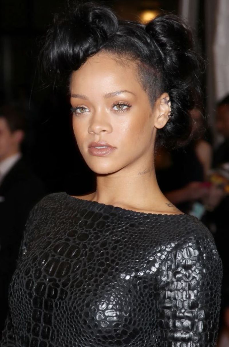 rihanna undercut frauen mittellange haare bilder stylen mit space buns