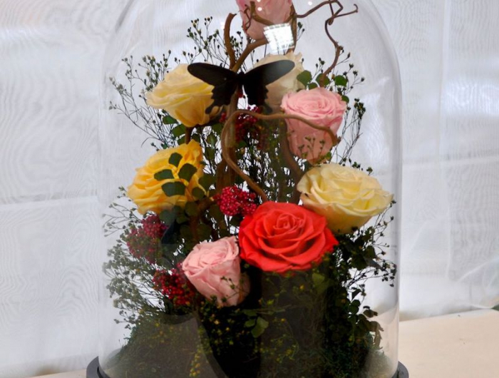 deko ideen mit konservierten rosen mit glyzerin wachs oder silica gel