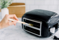 Toaster reinigen: Mit diesen 3 Hacks wird der Toaster im Nu wie neu sein!