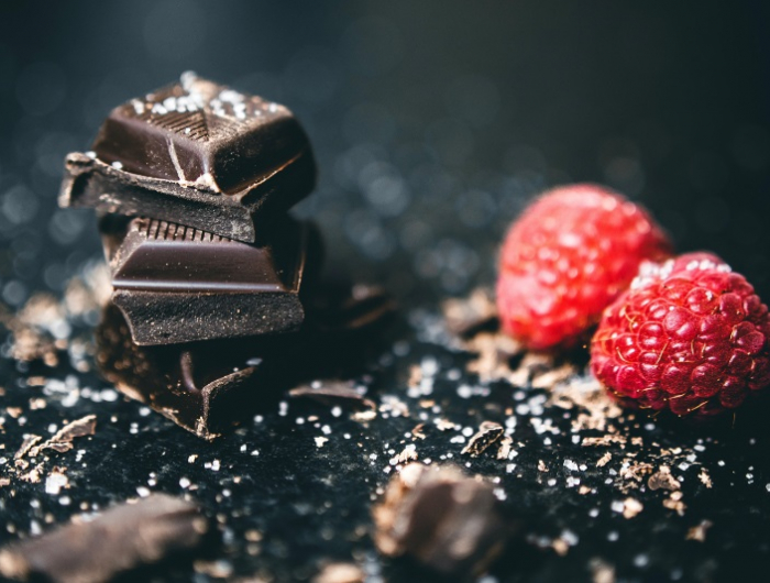 lebensmittel die antioxidantien enthalten dunkle schokolade