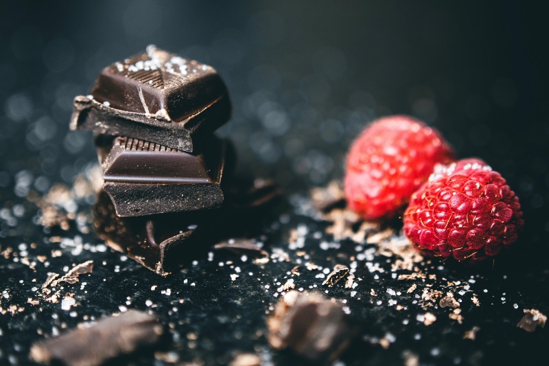 lebensmittel die antioxidantien enthalten dunkle schokolade