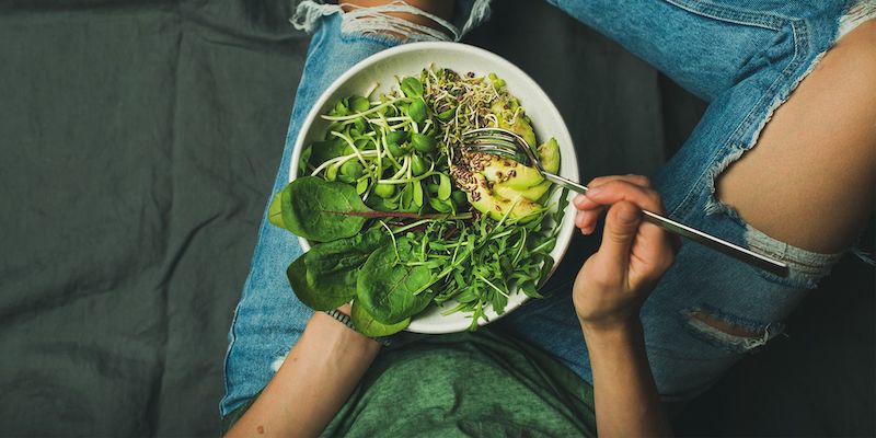 wann ist abgepackter salat schlecht