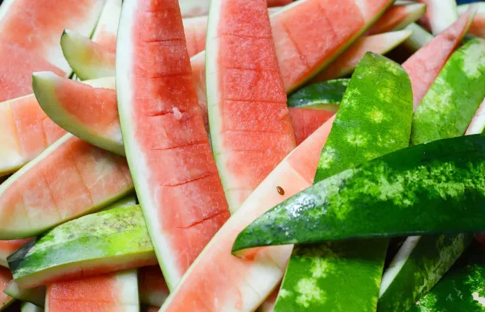 kann man die wassermelonenschale essen rezepte und informationen