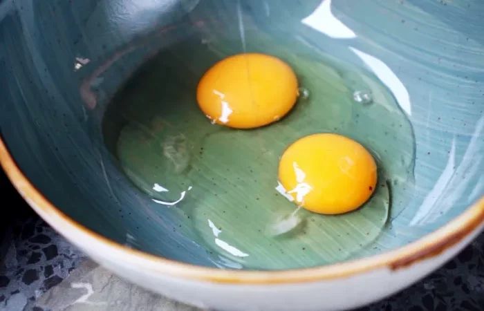 rezept semmelknödel bayrisch eier in schuessel