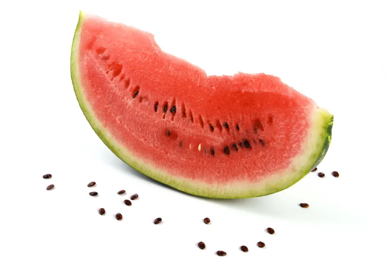 stueck wassermelone sind wassermelonenkerne gesund informationen